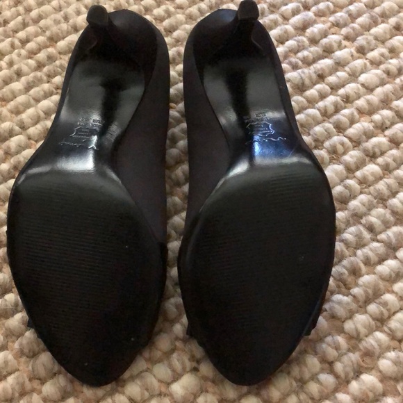 Last chance! Nina black satin heels - Picture 4 of 6